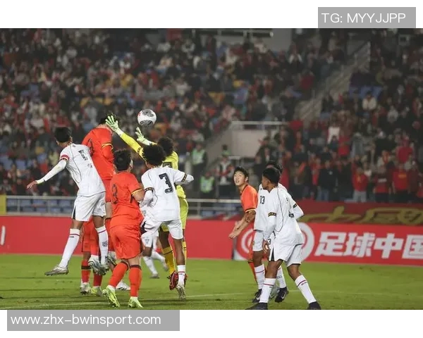 韩寒足球热潮席卷全国青年文化与体育的完美结合